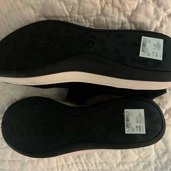 Clarks Cloudsteppers black Mary Jane style canvas sneakers size 9.5 - Picture 5 of 7